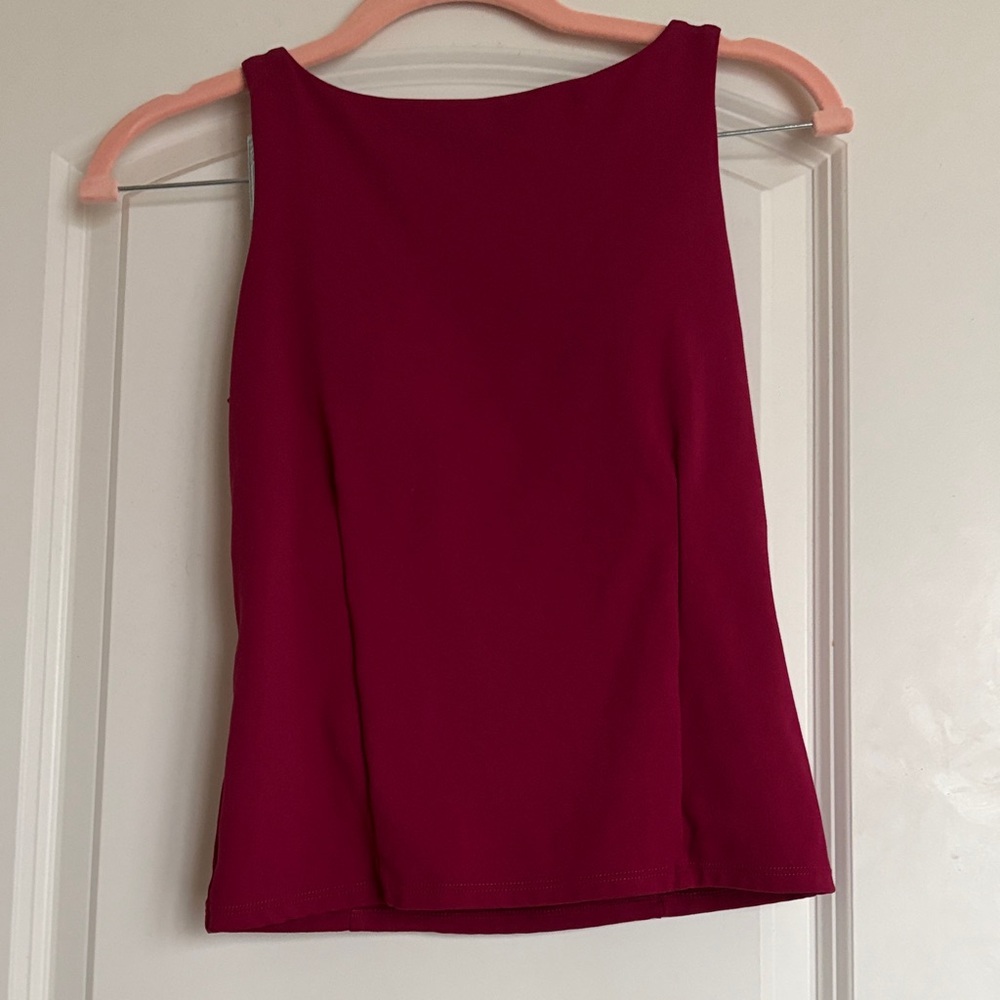 Blogilates cranberry workout tank top
